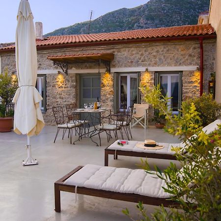 Guesthouse Simou With View 3 Bedrooms Arachova Dış mekan fotoğraf